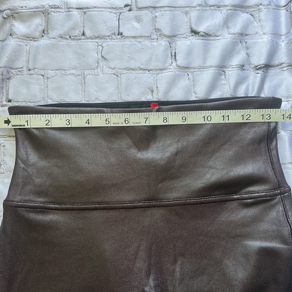 🖤SPANX Faux Leather Leggings🖤 - Picture 12 of 16